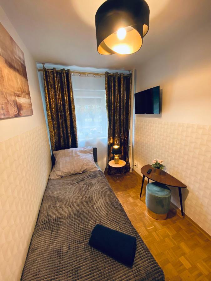 Clicktheflat Solidarnosci City Center Apart Rooms Varsóvia Exterior foto